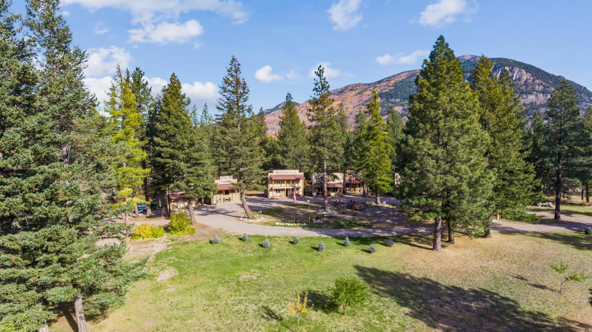 Fort Williamson Glacier Vacation Rentals Columbia Falls Exterior foto
