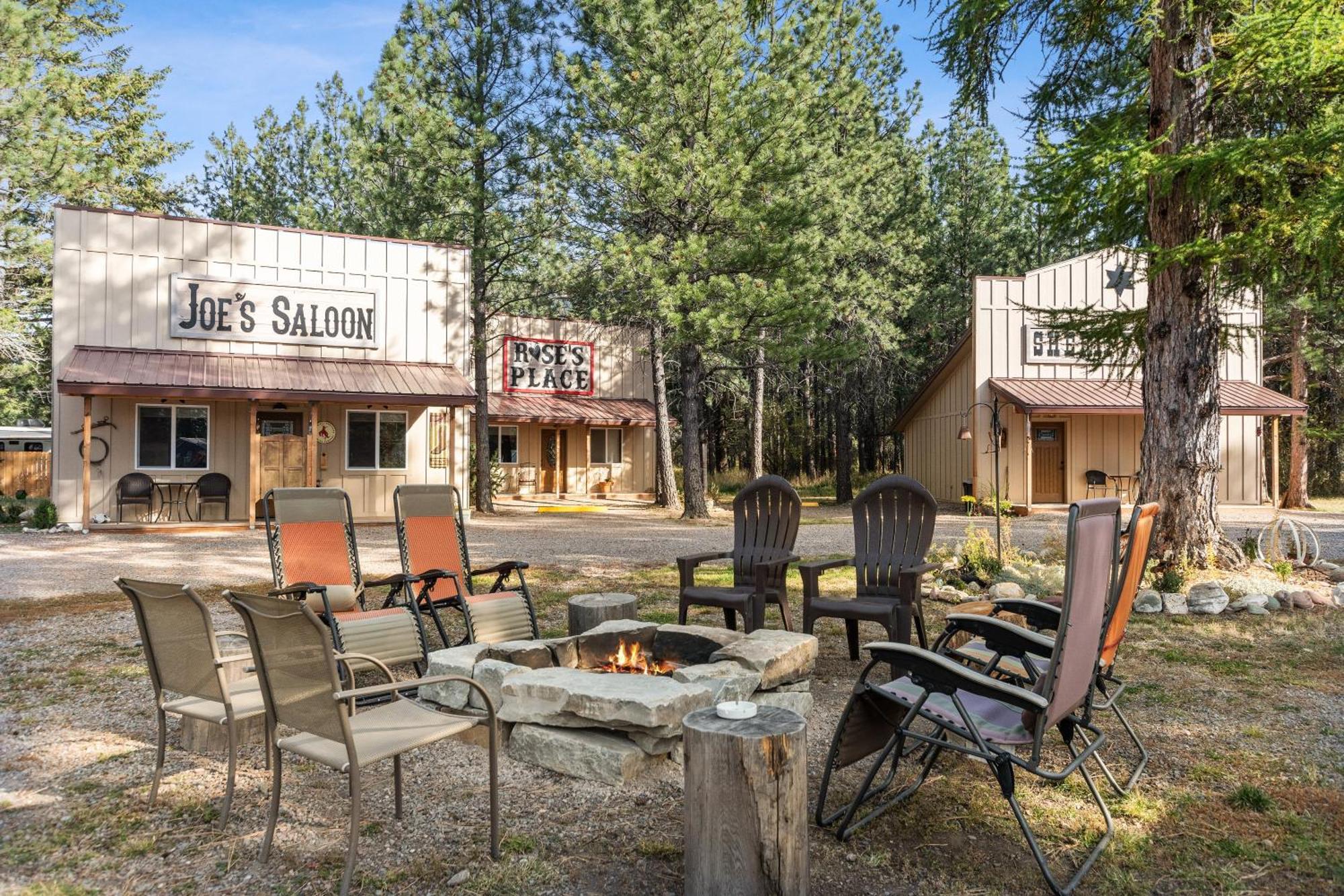 Fort Williamson Glacier Vacation Rentals Columbia Falls Exterior foto